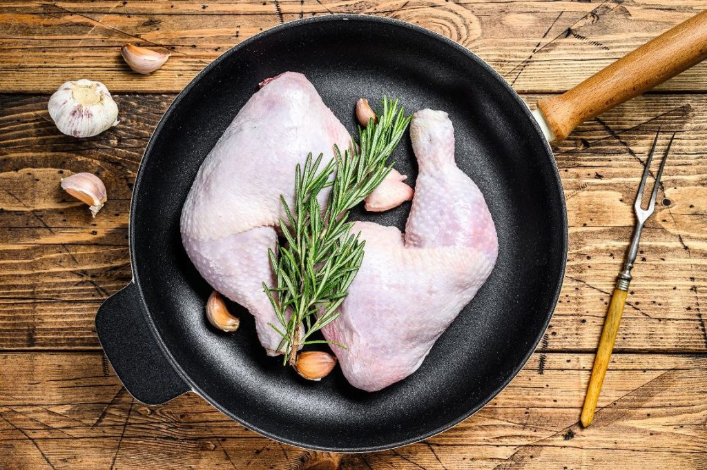 Не стесняйтесь запросить образцы продукции перед заключением контракта. Это поможет вам убедиться в том, что мясо соответствует вашим ожиданиям и требованиям.