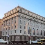 В Беларуси определены ориентиры работы банковской системы на 2027 год. Национальный банк утвердил документ, который предусматривает расширение кредитной поддержки экономики, привлечение долгосрочных сбережений населения и дальнейшее повышение надежности финансовых услуг.